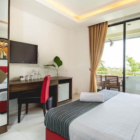 Alia Residence Business Resort Padang Mat Sirat Exterior foto